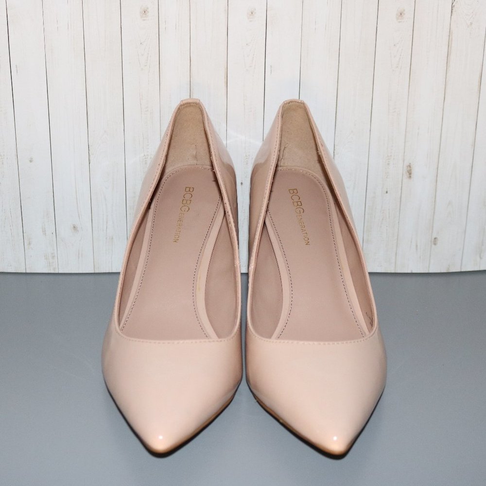 BCBGeneration Beige Pointy Toe Heels Size 9 BRAND NEW